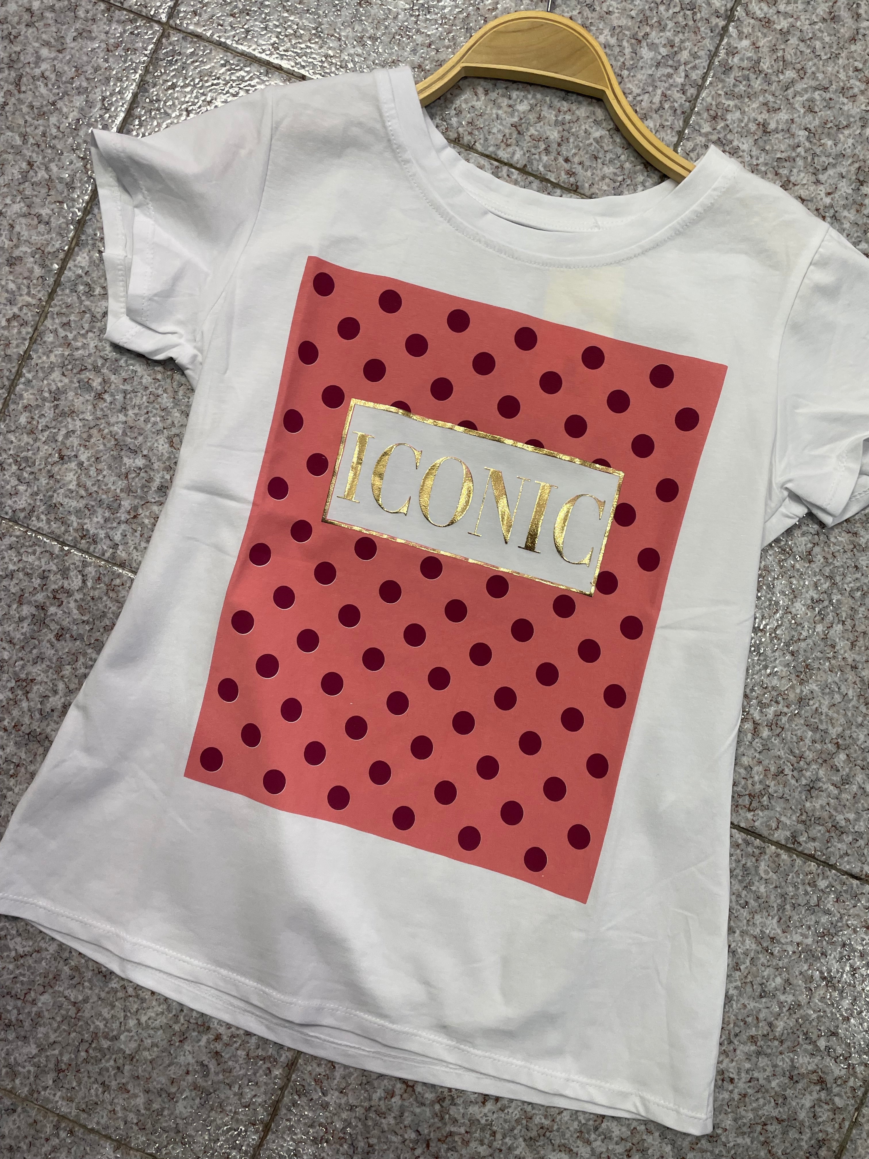 T-shirt iconic