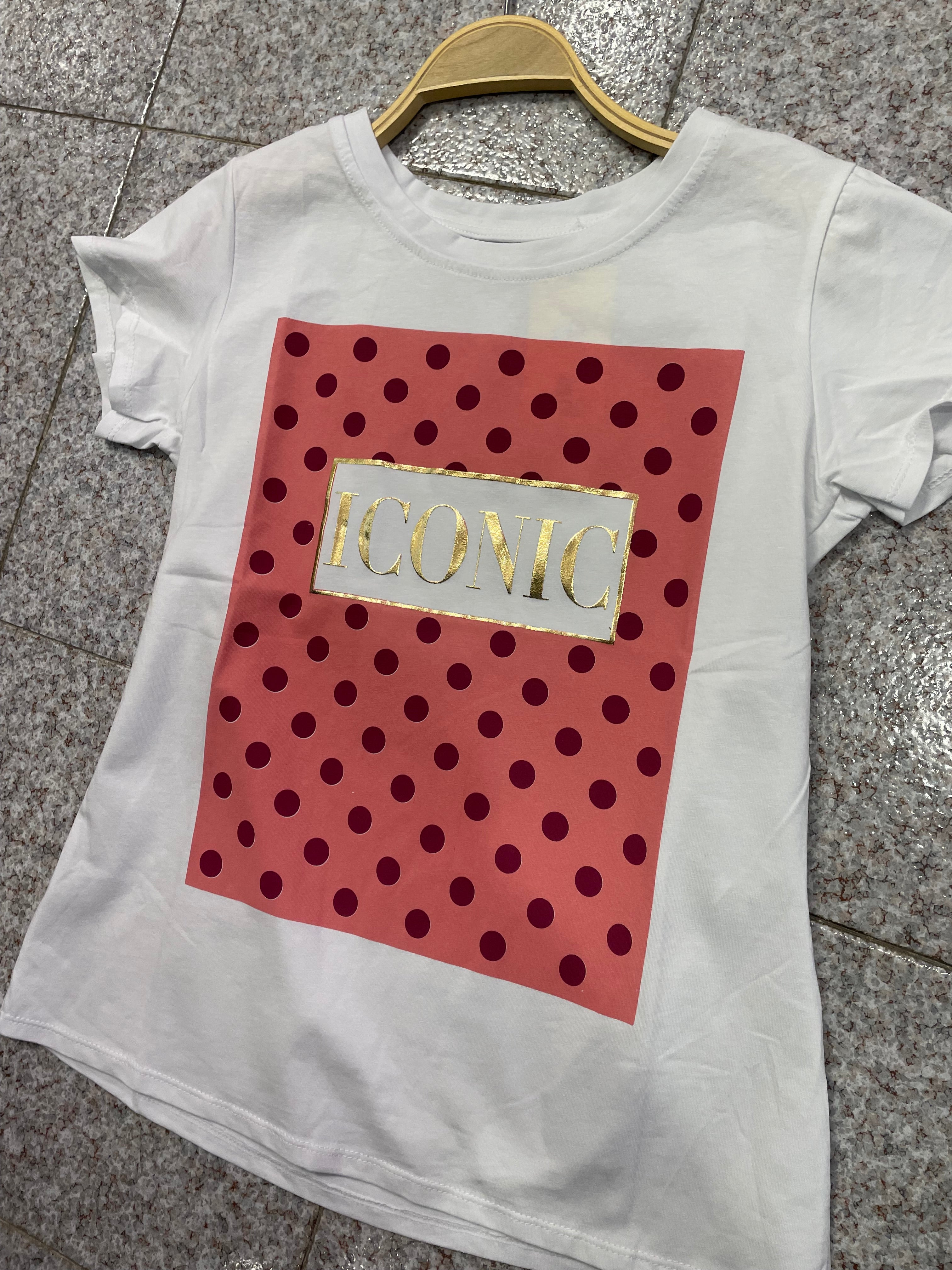 T-shirt iconic